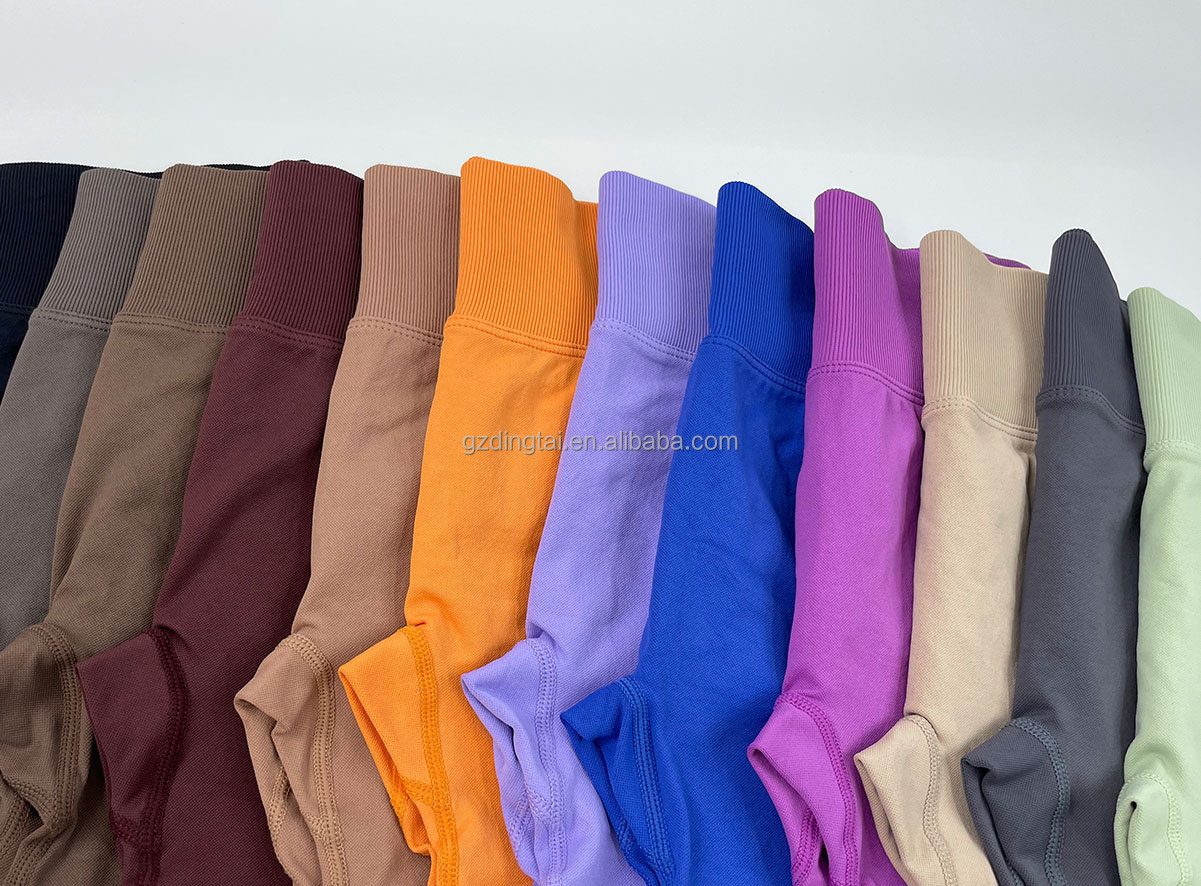 Guangzhou Dingtai Custom Logo Women Gym Sport Wear Fitness Workout Seamless Yoga Pants Scrunch Butt Lift Leggings Yoga Shorts