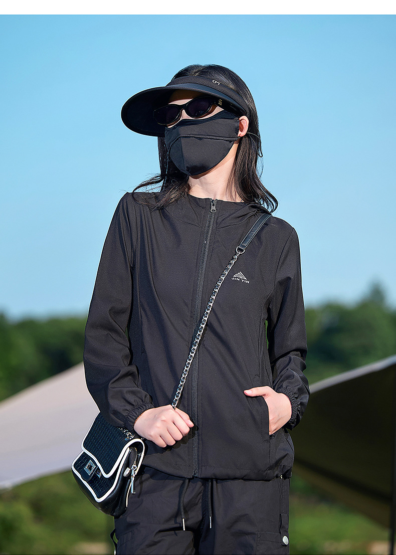 Spring Summer Lightweight Women's Hooded Softshell Jacket Wool/Silk Zipper Closure Breathable Sports Mountaineering Coat