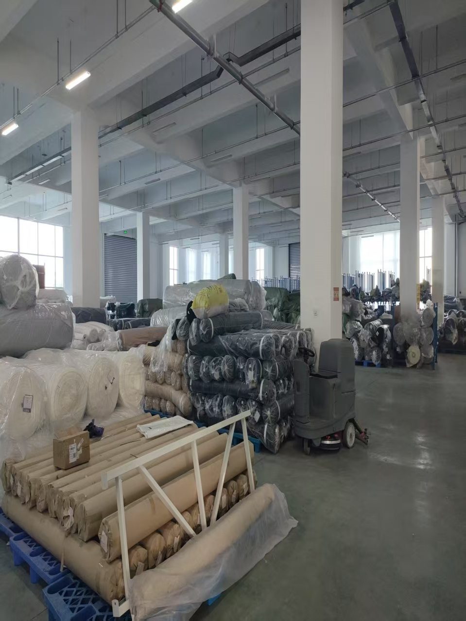 Wholesale High-quality Summer Women's Outdoor Casual Sport Lightweight Breathable Quick-drying Sun-proof Jacket Coat