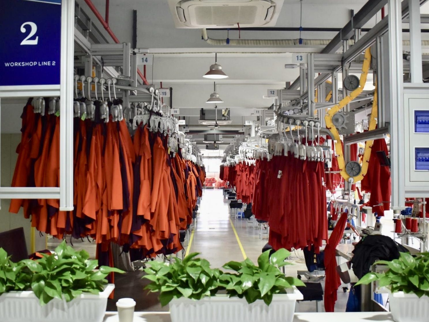 Women's Summer Sports Jacket Comfortable Solid Color Hooded Zipper Sun Coat UV Protection Quick-Dry Cool Breathable Active Tops