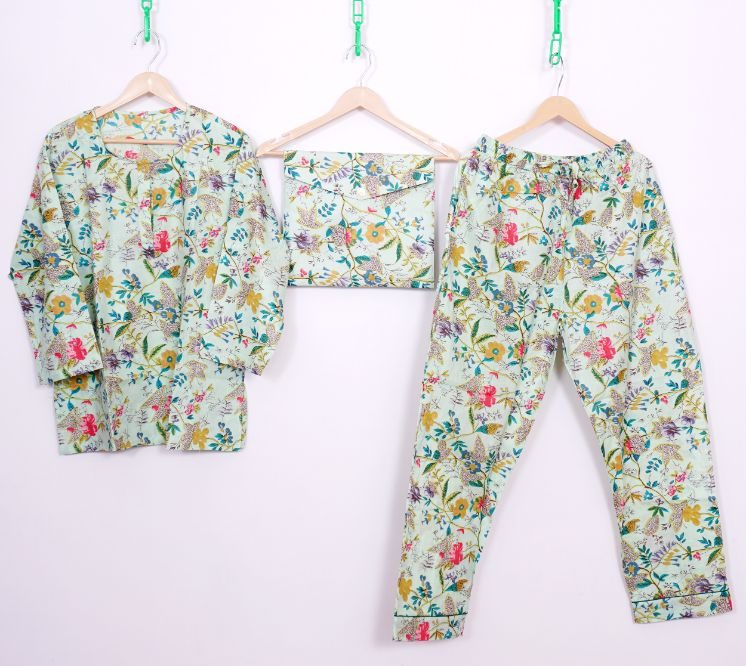 New Trending Women 100% Cotton Duck Fabric Suzani Jacket Handmade Embroidery Quilted Knitted Breathable Eco-Friendly Summer