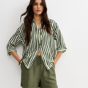 Dark Khaki Crinkle Texture Drawstring Shorts