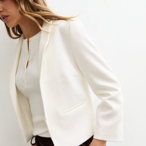 Off White Cropped Blazer